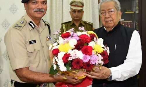 राज्यपाल से बीएसएफ के एडीजी ने मुलाकात की