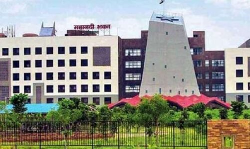 ब्रेकिंग : 2 विश्वविद्यालयों में कुलसचिवों की पदस्थापना, देखें आदेश..!!