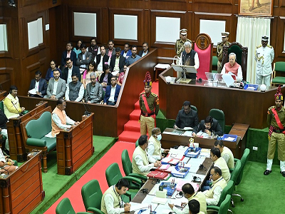 राज्यपाल के अभिभाषण के बाद चला हंसी ठिठोली का दौर, सभी मंत्रियों का कराया गया परिचय…