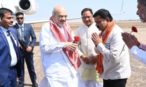 ब्रेकिंग – रायपुर पहुंचे केंद्रीय गृहमंत्री Amit Shah, सीएम साय और विजय शर्मा ने किया स्वागत