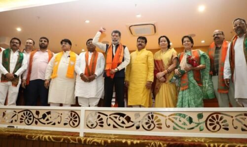 Chhattisgarh Politics: छ.ग. में लगातार बढ़ रहा बीजेपी का कुनबा पूर्व महापौर बीजेपी में शामिल