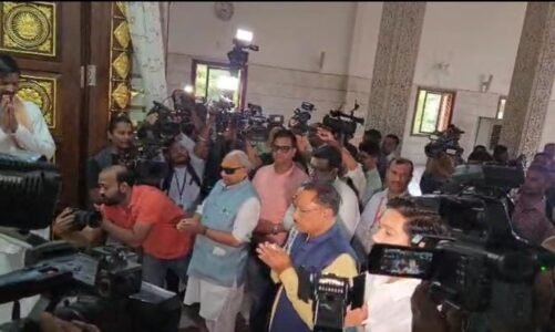 CM विष्णु देव साय पहुंचे मंदिर, राम-जानकी की पूजा -अर्चना की, मतदान करने गृह ग्राम बगिया के लिए हूए रवाना