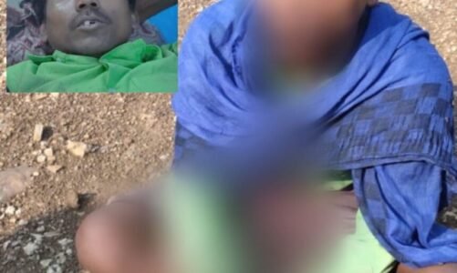 आस्था या अंधविश्वास : युवक ने चाकू से अपनी जीभ काटकर भगवान को चढ़ाया, देखने वालों के उड़ गए होश