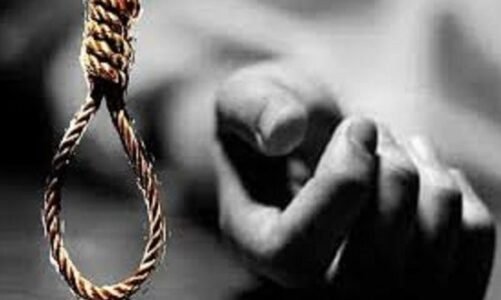 Crime : पति की हत्या कर पत्नी ने पेड़ में लगाई फांसी…जानें क्या है वजह…!!