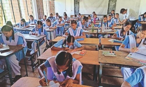 10वीं-12वीं के छात्र-छात्राओं के लिए बड़ी खबर, अब परीक्षा साल में तीन बार लेने की तैयारी