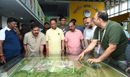 मुख्यमंत्री विष्णुदेव साय ने आज सवेरे चिंतन शिविर के दूसरे दिन IIM परिसर का मंत्रीगणों के साथ किया भ्रमण