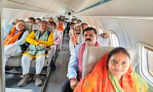 राम काज और राम भक्ति की गहरी भावना, श्री राम के जयघोष के साथ सीएम और मंत्रिमंडल भांचा राम के दर्शन के लिए अयोध्या धाम रवाना