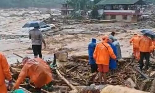 वायनाड में लैंडस्लाइड, 5 की मौत, सैकड़ों के फंसे होने की आशंका..