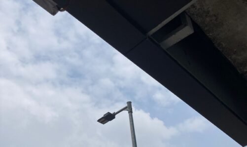 मौसम मे अचानक से होने वाली बदलाव से लोगो को नुक़सान या फ़ायदा