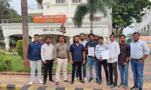 एंजिनीर असोसीएशन के सदस्य भाजपा कार्यालय पहुँचे जहाँ उनकी भेंट मंत्रीओ पी चौधरी जी से हुई