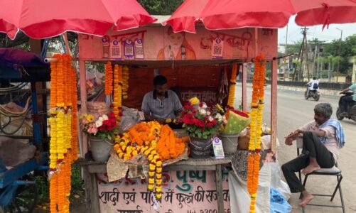 गणेश चतुर्थी के मुकाबले नवरात्रि मे ग्राहकी कम ?