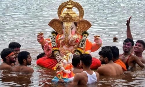 अगले बरस तू जल्दी आ…आज इस शुभ मुहूर्त में करें बप्पा की विदाई, जानें गणेश विसर्जन का सही नियम