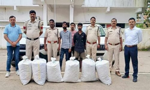 CG – गांजा तस्कर गिरोह का भंडाफोड़ : लाखों का गांजा जब्त, पुलिस ने 3 अंतरराज्यीय तस्कर को किया गिरफ्तार