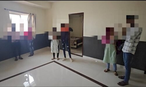 CG: लॉज में पुलिस का छापा, 5 प्रेमी जोड़े इस हालत में मिले, फिर जो हुआ….