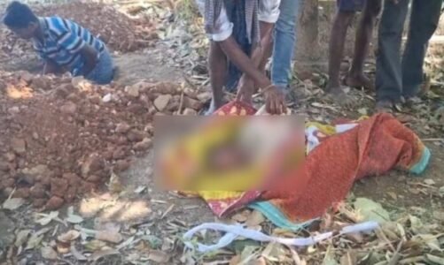 CG : चाचा ने दी भतीजी की बली, सिर काटकर चूल्हे में डाला, गांव में फैली सनसनी