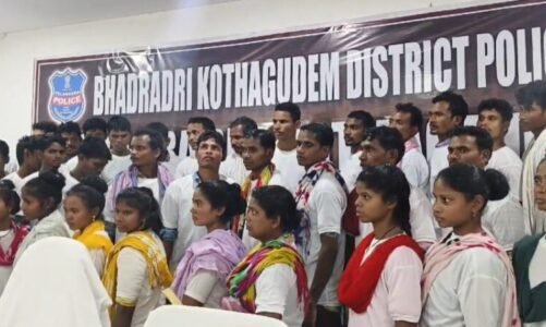 CG : विभिन्न कैडर के 60 माओवादियों ने किया आत्मसमर्पण