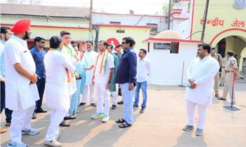 जेल में बंद पूर्व आबकारी मंत्री कवासी लखमा से मिलने पहुंचे प्रदेश प्रभारी सचिन पायलट, भाजपा सरकार पर लगाए ये आरोप…