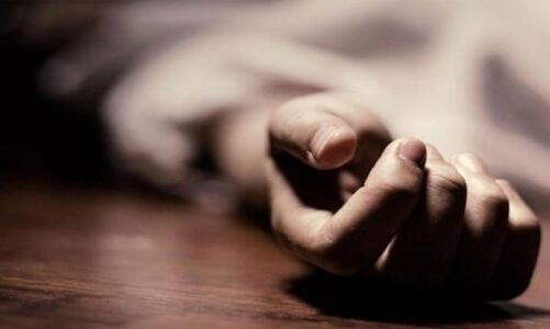 पिता की डांट से नाराज बेटी ने ब्लेड से काटा खुद का गला, इलाज के दौरान मौत