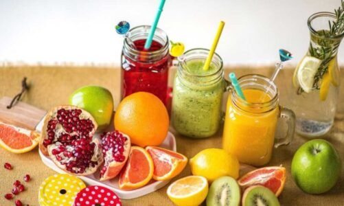 DRINKS : गर्मियों में राहत की तलाश? ये पेय देंगे शरीर को ठंडक और ताजगी