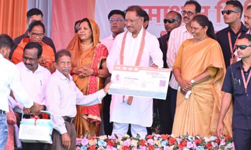 मैं आपके गांव-घर का बेटा, प्रदेश को विकास की राह में ले जाना मेरा संकल्प: मुख्यमंत्री विष्णु देव साय