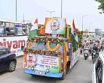 CG : “जब तक सूरज चांद रहेगा, आकाश तेरा नाम रहेगा” के नारों के साथ निकली शहीद एएसपी आकाश राव की अंतिम यात्रा, हर आंख हुई नम