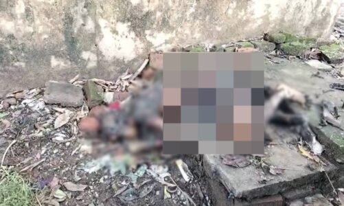 मानवता हुई शर्मसार : महिला की अधजली लाश को कचरा उठाने वाली गाड़ी में डालकर लाया गया अस्पताल