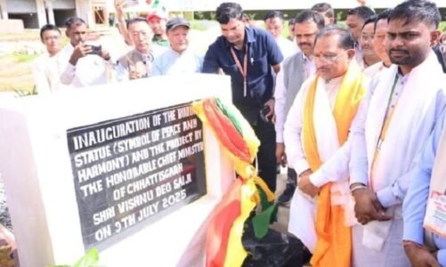 मुख्यमंत्री विष्णु देव साय ने मैनपाट में बुद्ध प्रतिमा का किया अनावरण, तिब्बती समाज ने परंपरागत तरीके से किया स्वागत