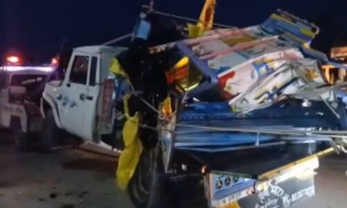 Accident : खाटू श्याम जी के दर्शन कर लौट रहे 11 श्रद्धालुओं की मौत, पिकअप और कंटेनर में जोरदार भिड़ंत