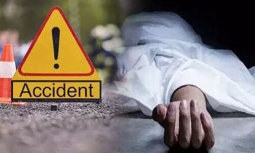 CG : सड़क किनारे खड़ी ट्रक के पीछे जा टकराई स्कूटी – दो युवकों की दर्दनाक मौत