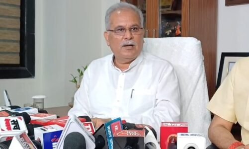 बीजेपी में हुए परिवर्तन को लेकर भूपेश बघेल का कटाक्ष,कहा अडानी के खिलाफ बोलने पर रवि भगत को चुकानी पड़ी कीमत