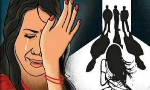 Crime : छत्तीसगढ़ में आदिवासी महिला से गैंगरेप, आरोपियों ने सप्ताह भर बंधक बनाकर लूटी आबरू