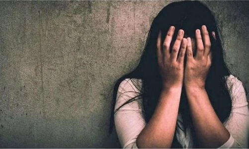 CG : बीच जंगल में रास्ता रोककर विधवा महिला के साथ क्रूर दुष्कर्म, पुलिस ने आरोपी को किया गिरफ्तार…..