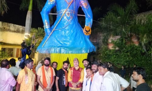 विजयदशमी पर आसुरी प्रवृत्तियों का दमन करने का ले संकल्प= त्रिलोक चंद्र श्रीवास