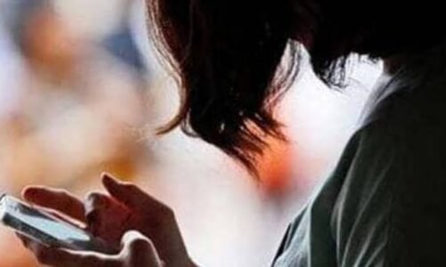 AI से अश्लील वीडियो बनाकर डराया महिला को.. वसूले 8 लाख रुपए