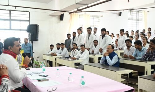 चिकित्सकों के लिए मानव स्वास्थ्य सेवा से बढ़कर, कोई खुशी और आनंद नहीं – उप मुख्यमंत्री विजय शर्मा