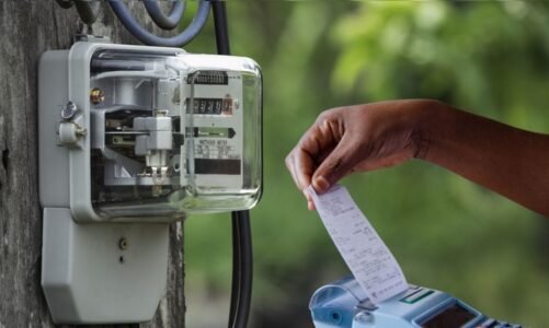 बिजली उपभोक्ताओं के लिए बड़ी खबर! बिजली बिल हाफ स्कीम में अब 200 यूनिट तक मिलेगी छूट…