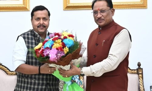 मुख्यमंत्री विष्णु देव साय से बिहार के पथ निर्माण मंत्री नितिन नवीन ने की सौजन्य मुलाकात