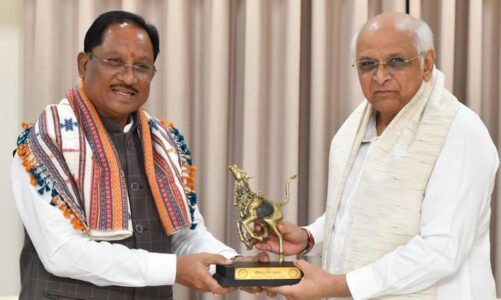 मुख्यमंत्री साय ने गुजरात के मुख्यमंत्री पटेल से की सौजन्य भेंट, सहयोग और विकास का अनुभव किया साझा…