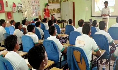 नक्सली अब होटल की यूनिफॉर्म पहनकर करेंगे जिंदगी की नई शुरुआत