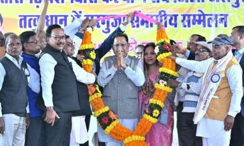 मुख्यमंत्री विष्णुदेव साय शामिल हुए पेंशनर सम्मेलन में…..