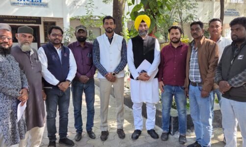 अल्पसंख्यक समुदायों के विरुद्ध बढ़ती हिंसा, एकतरफ़ा प्रशासनिक कार्रवाई एवं न्याय की मांग को लेकर जन चेतना भारत (जेसीबी) पार्टी द्वारा जिलाधिकारी को ज्ञापन दिया